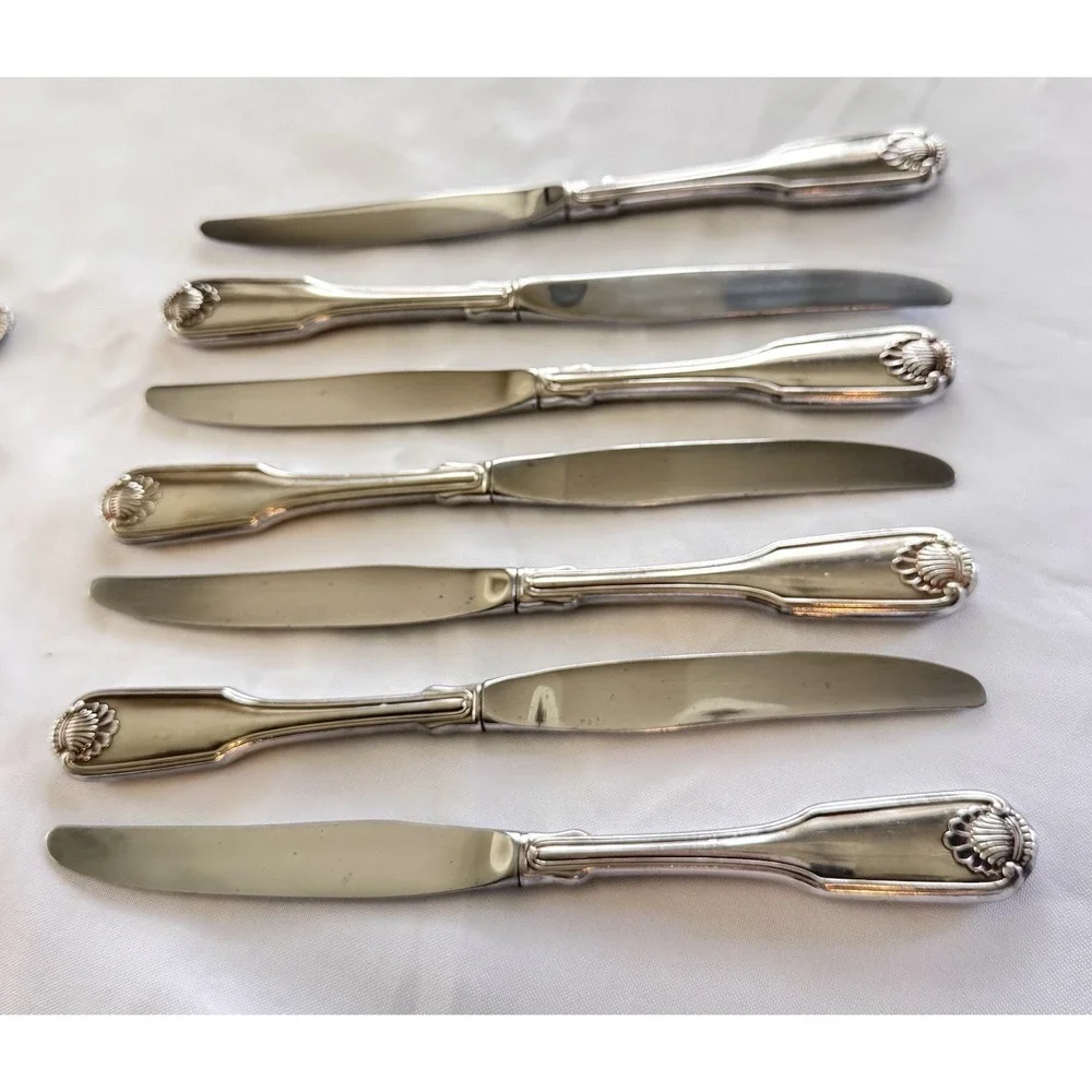 Oneida Classic Shell Cube Stamp Heirloom Flatware Lot 28 Pc Serving Pieces